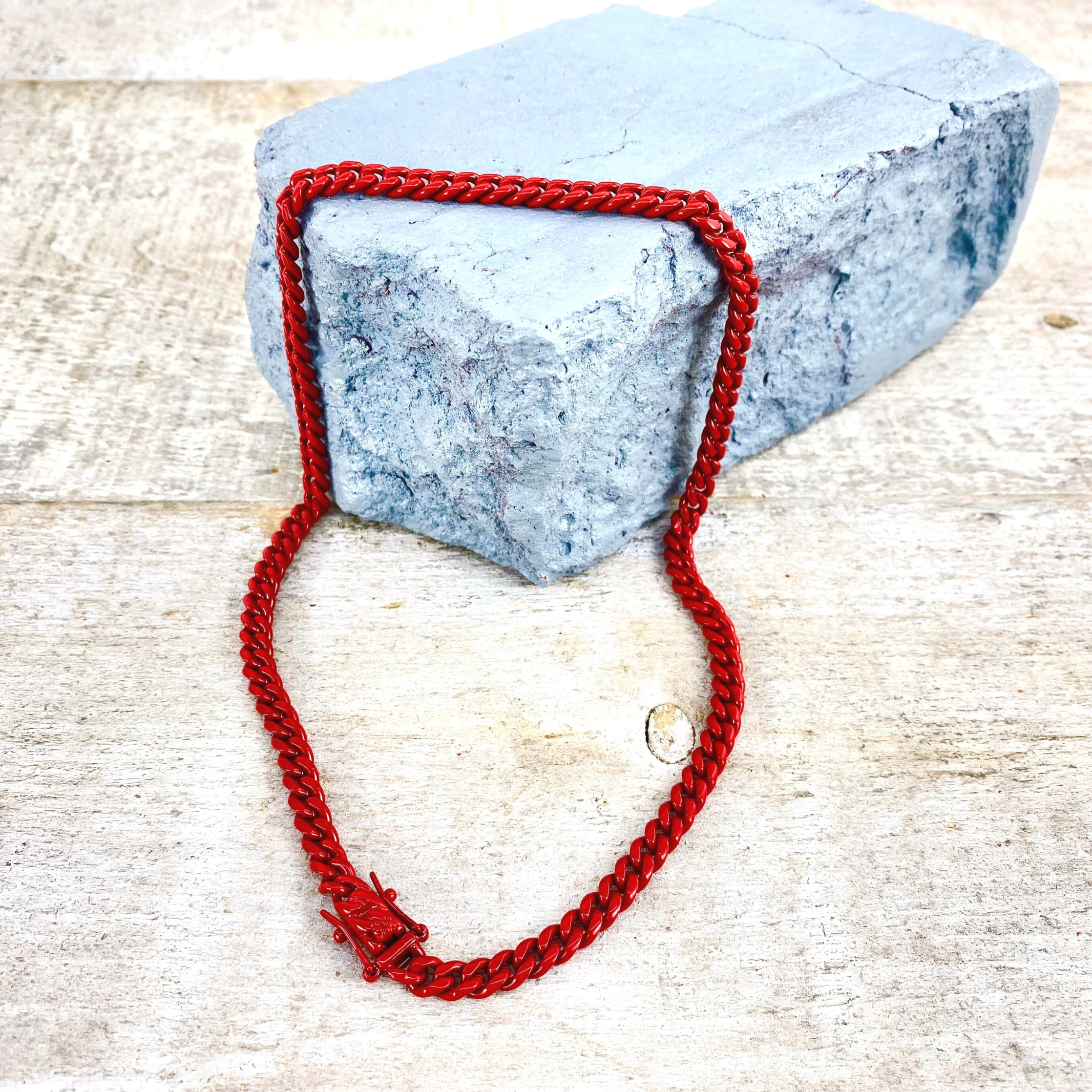 CHERRY CHAIN