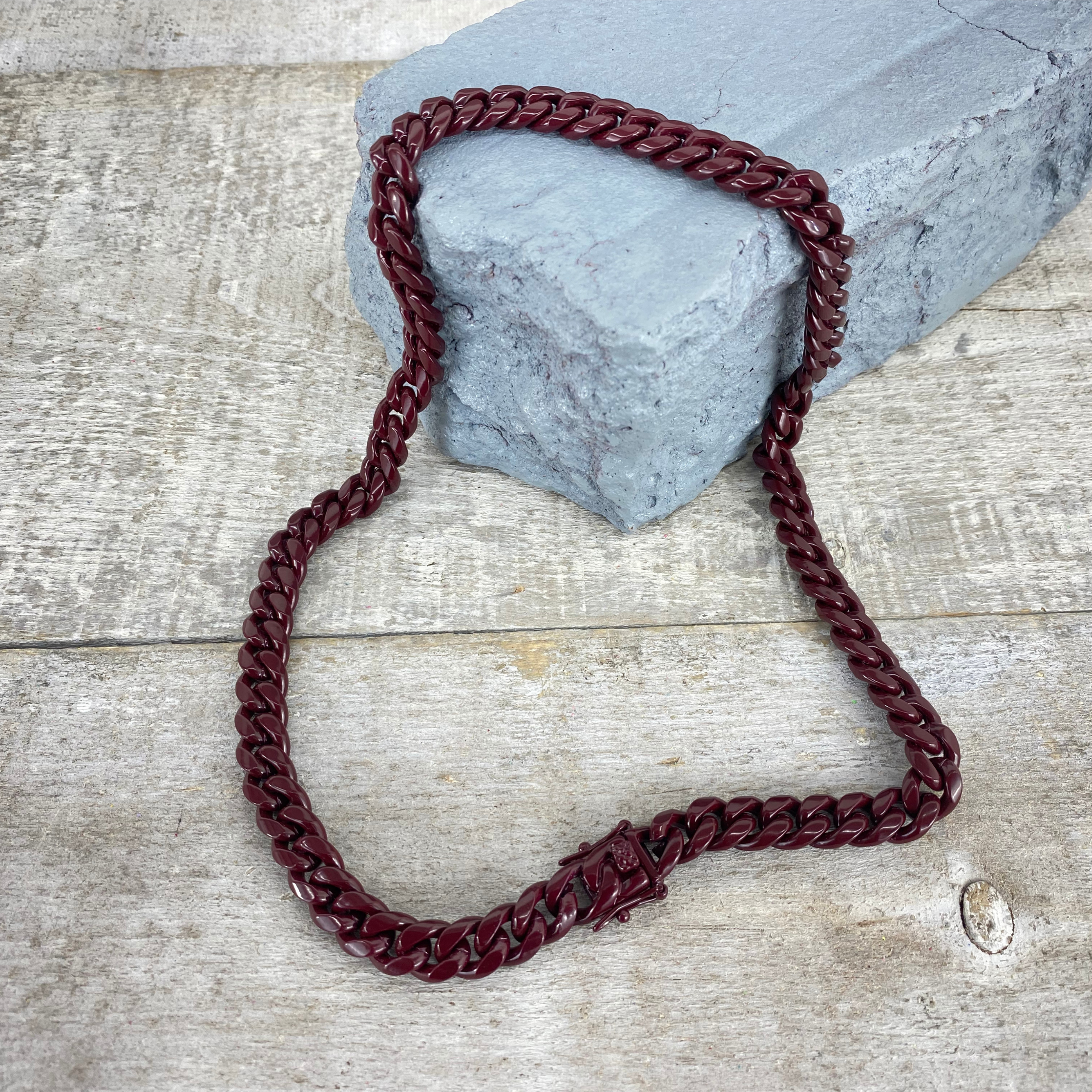 MERLOT CHAIN